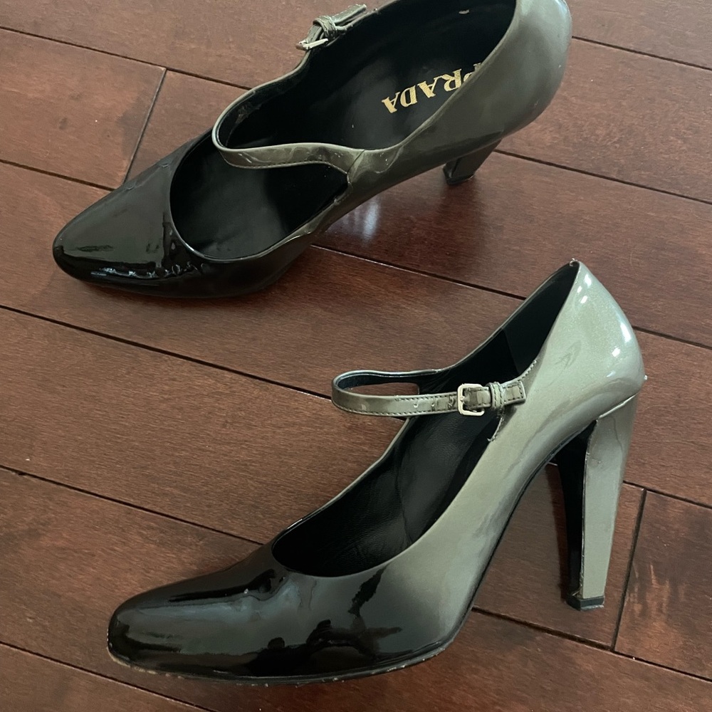 Prada Heels - Picture 8 of 8